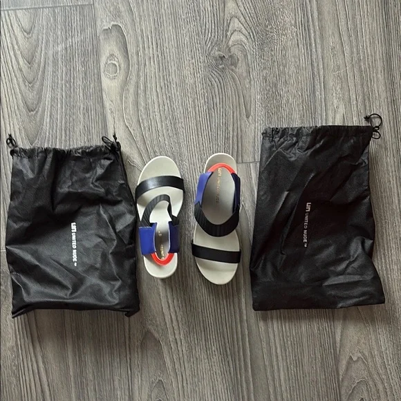 Women's Black and Blue Heels - Picture 5 of 5